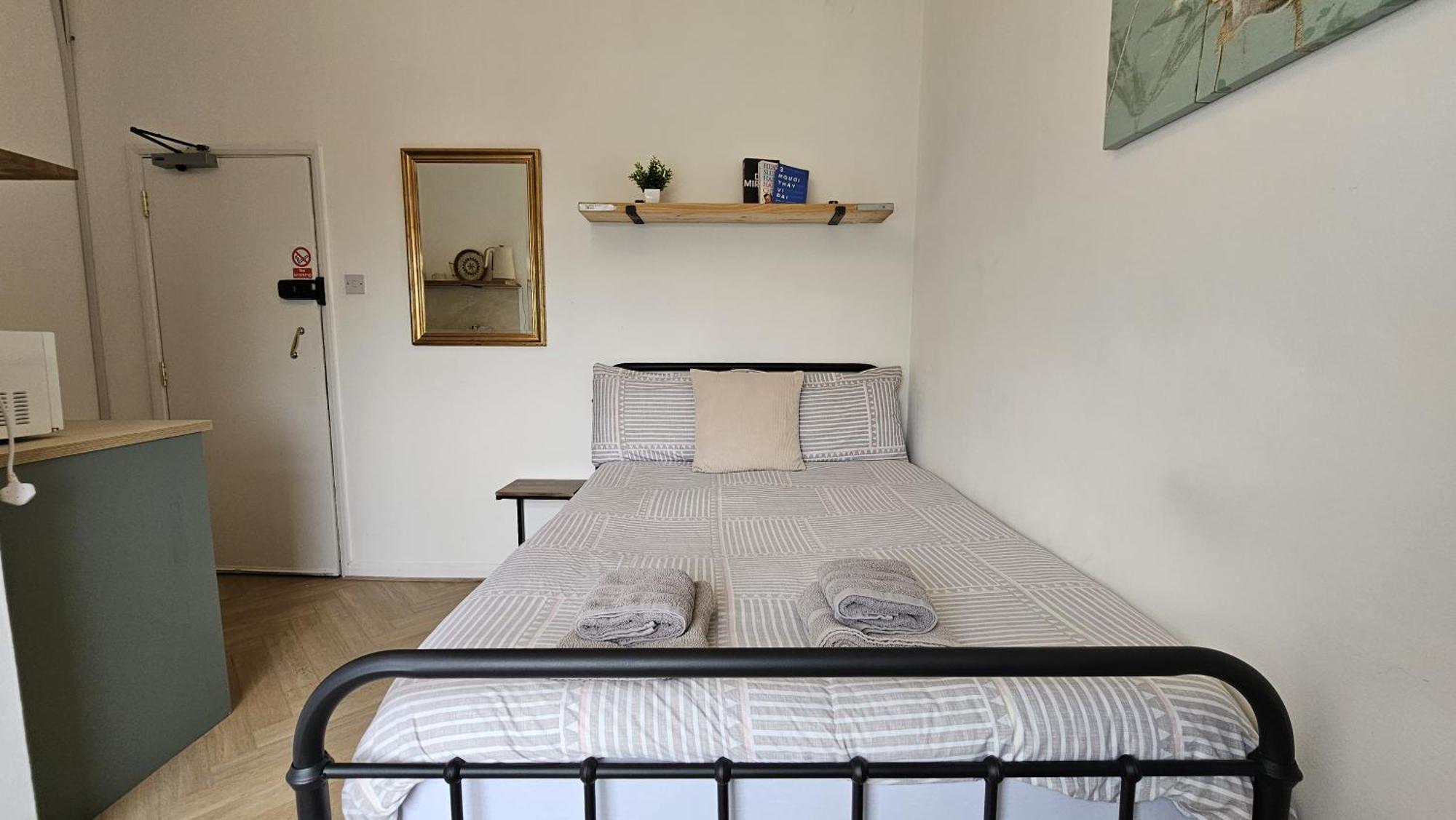 Newly Renovated Studios & Ensuite Rooms! - Camberwell London Eksteriør billede