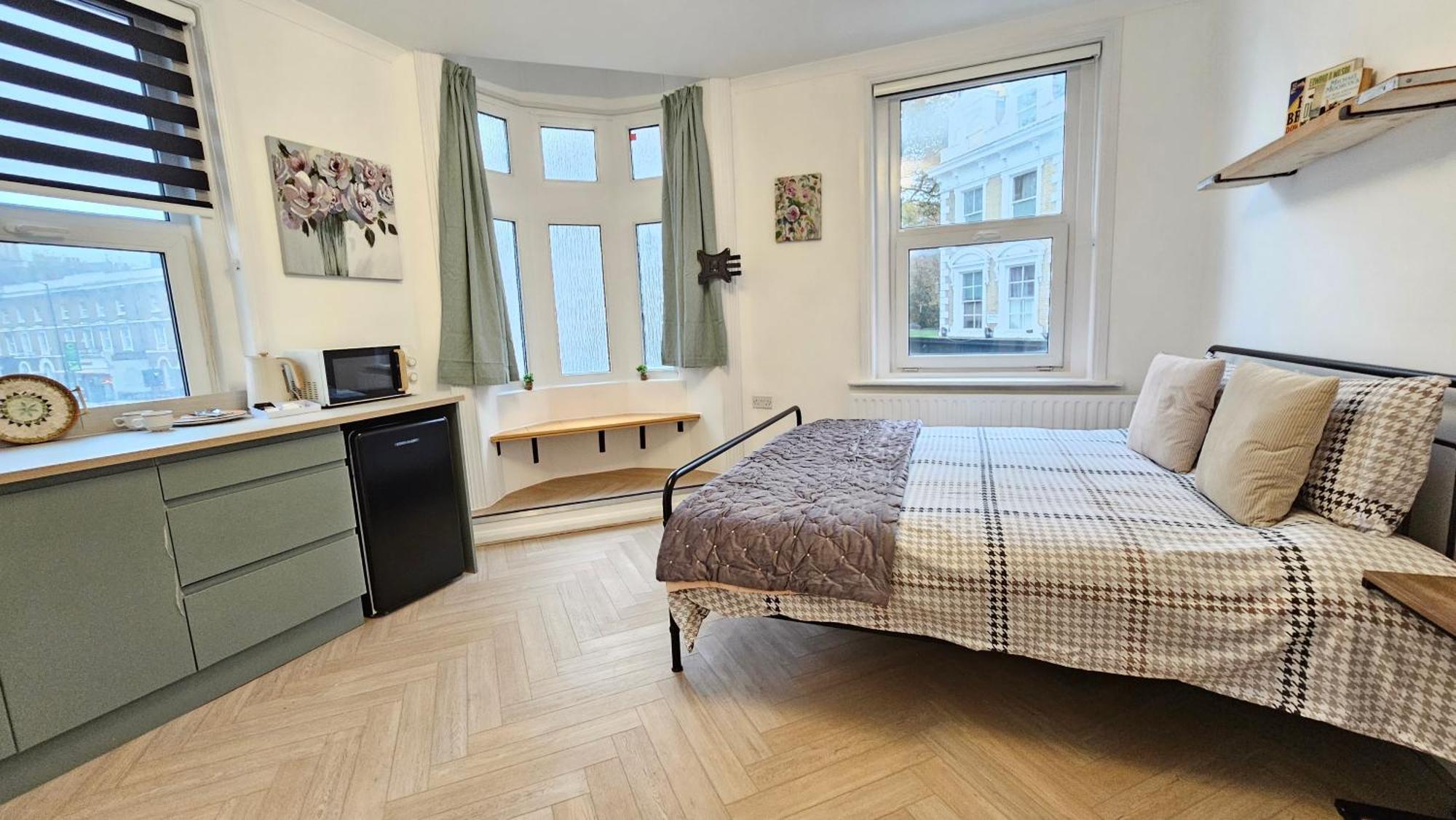 Newly Renovated Studios & Ensuite Rooms! - Camberwell London Eksteriør billede